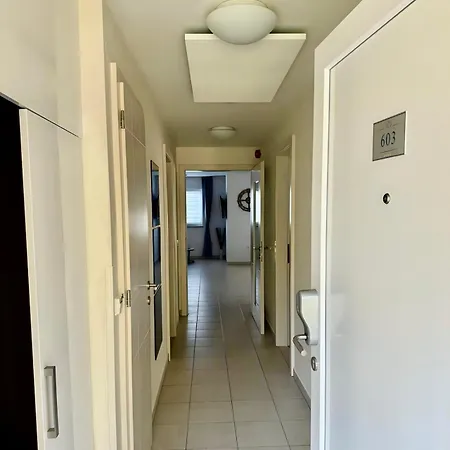 Apartment Marina 603 *